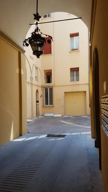 Flatinbo Apartments - Santo Stefano Bologna Buitenkant foto