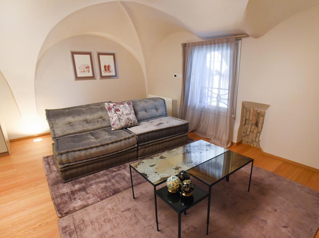 Flatinbo Apartments - Santo Stefano Bologna Buitenkant foto